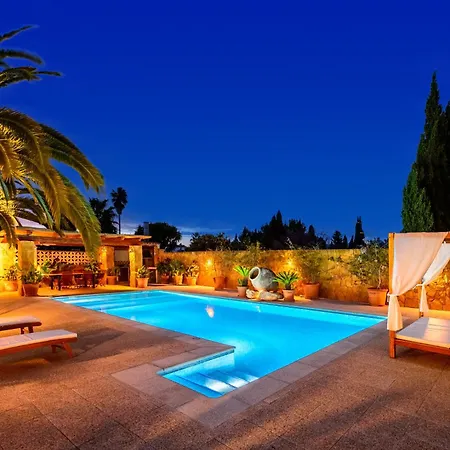 Can Raco Ibiza فيلة